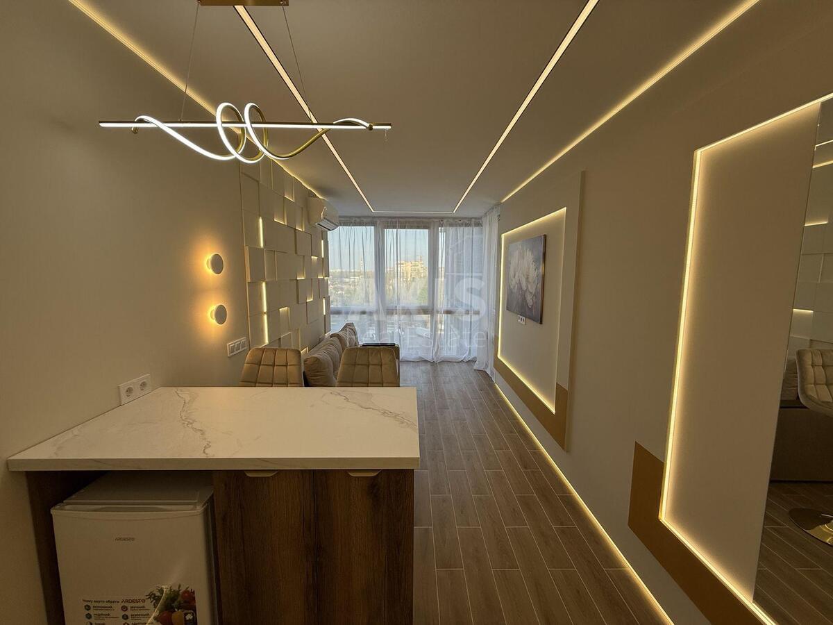 1k apartment vul. Bulahovs'kogo Akademika 21