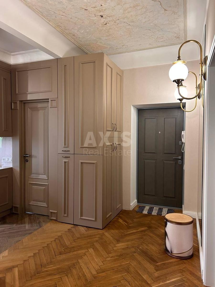 3k apartment pr-t Peremogy 302