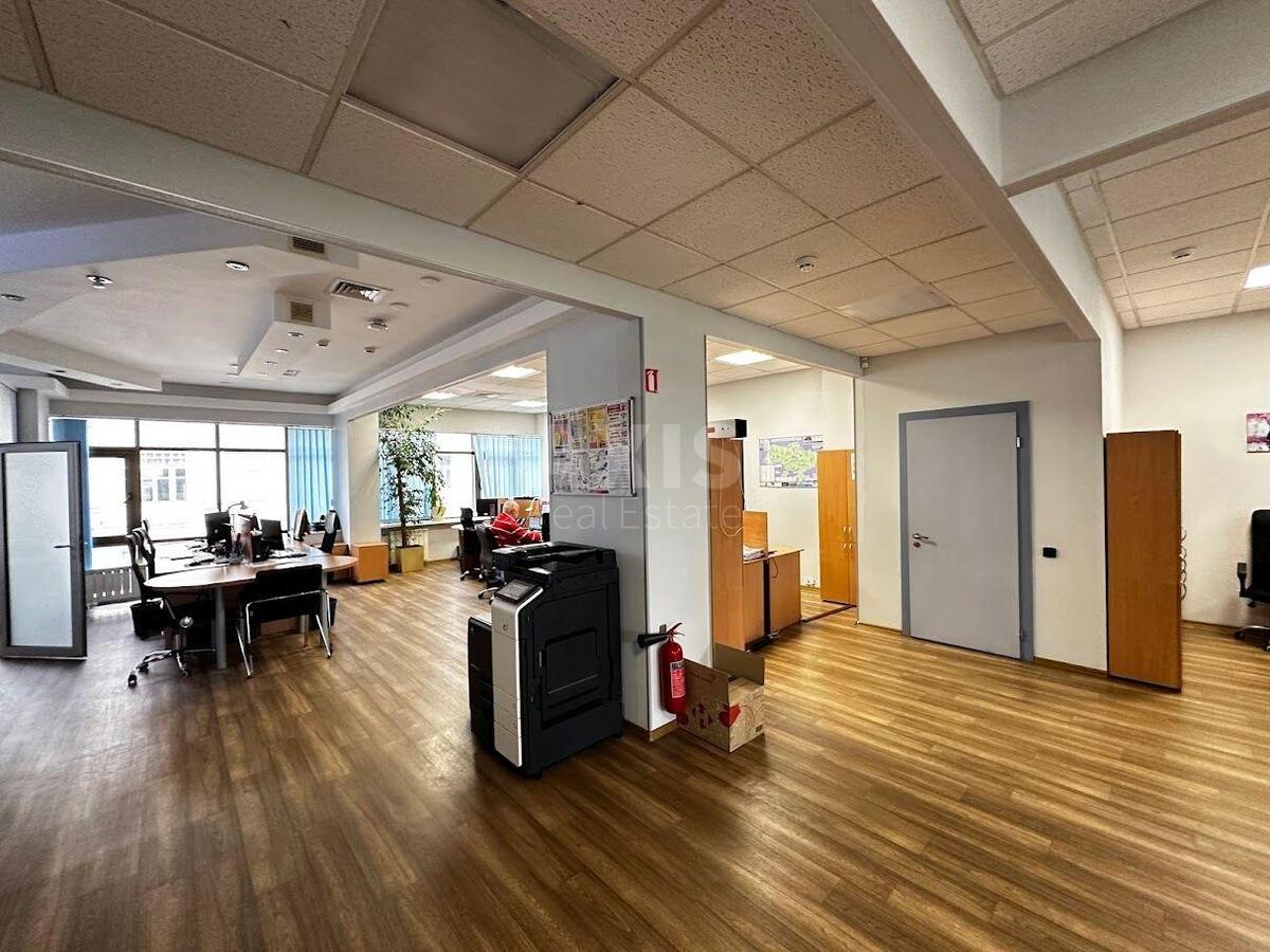 Office vul. Gonchara Olesja 41, 400m20