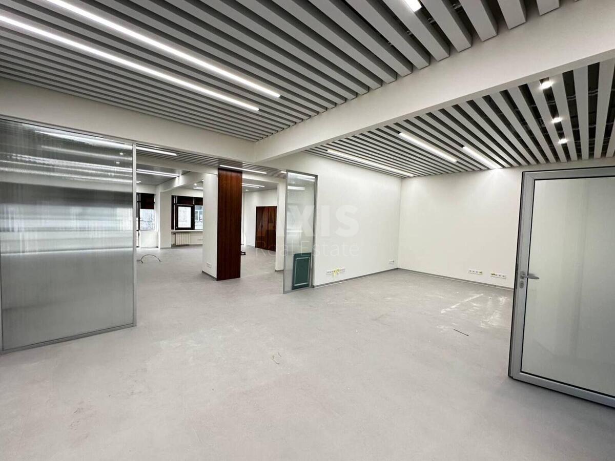 Office vul. Gonchara Olesja 41, 400m27