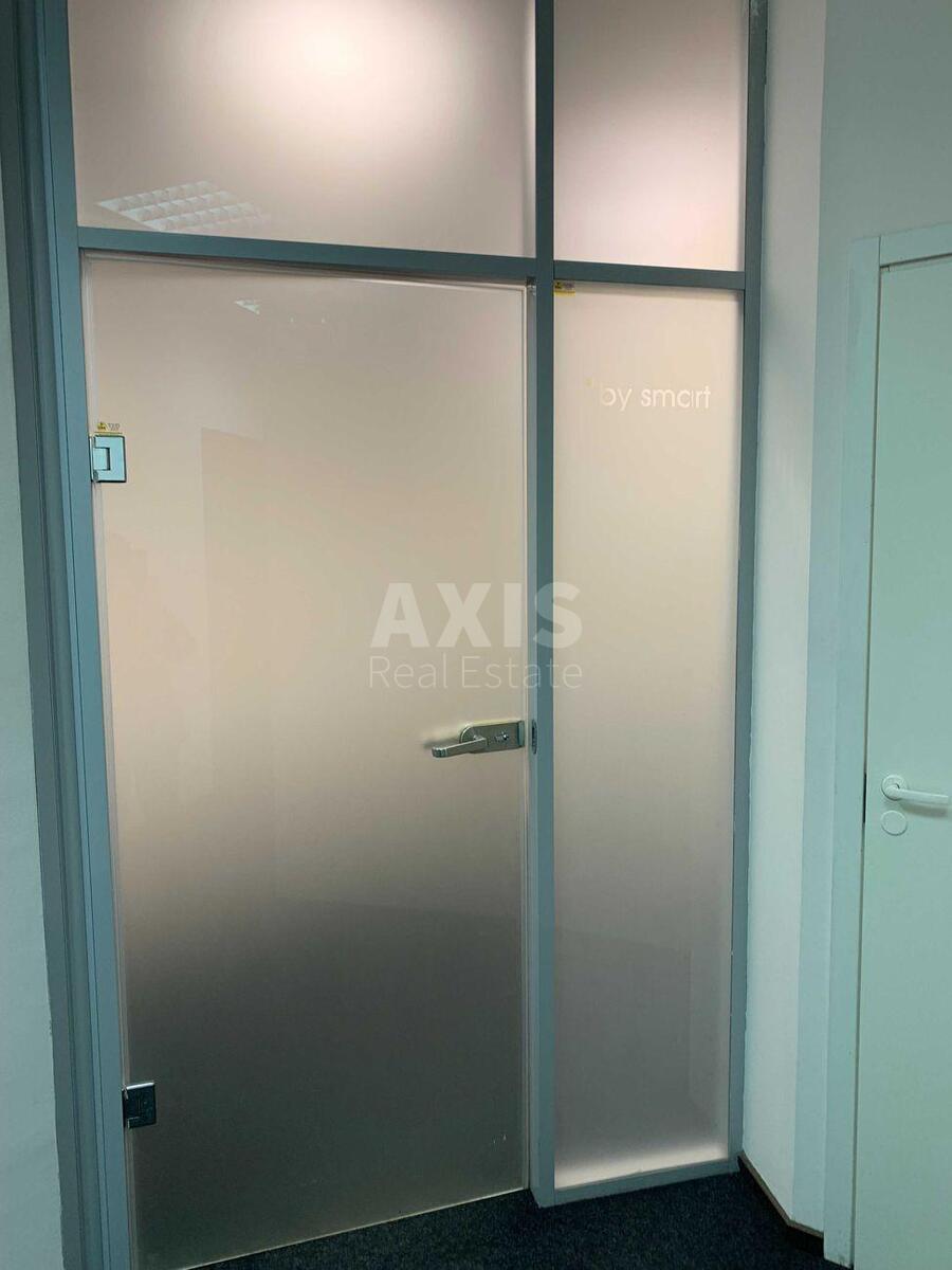 Office vul. Instytuts'ka 24/7, 70m2598605