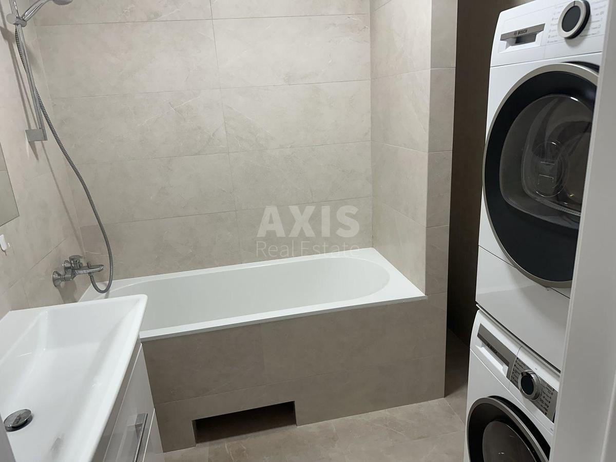 3k apartment vul. Voskresens'ka 184
