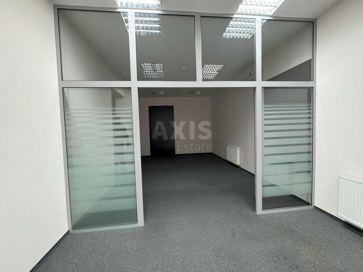 Office vul. Rustaveli Shota 44, 80m2