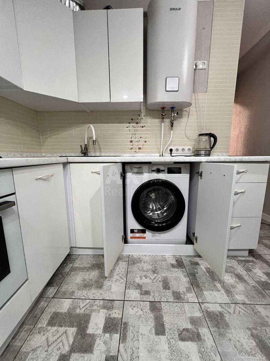 2k apartment nab. Dniprovs'ka 7А1