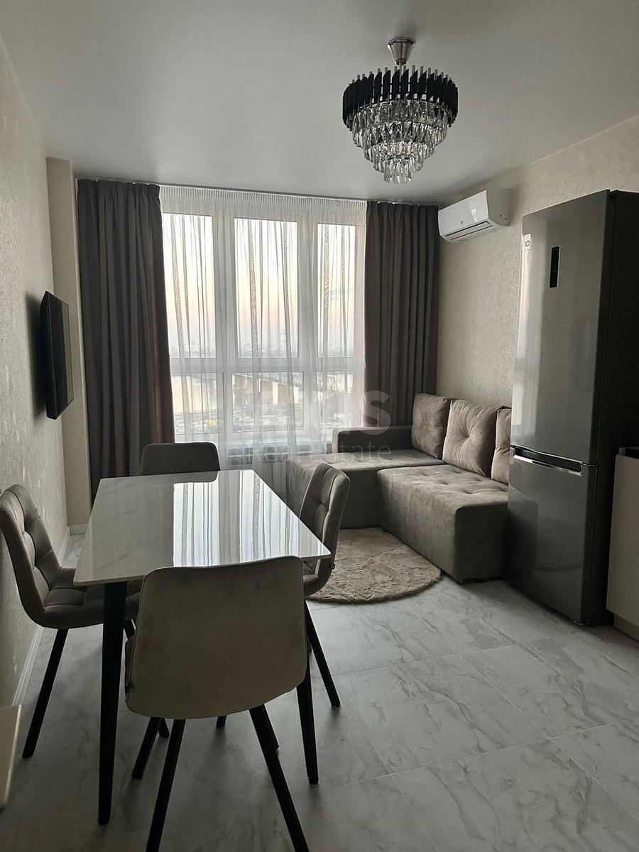1k apartment pr-t Moskovs'kyj 32Д0