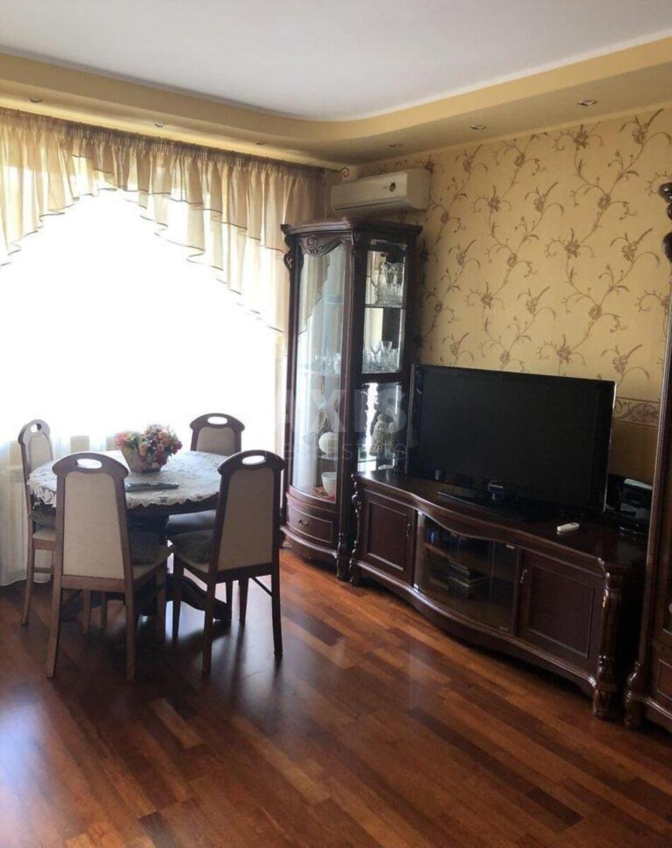 3к квартира ул. Ереванская 13608422