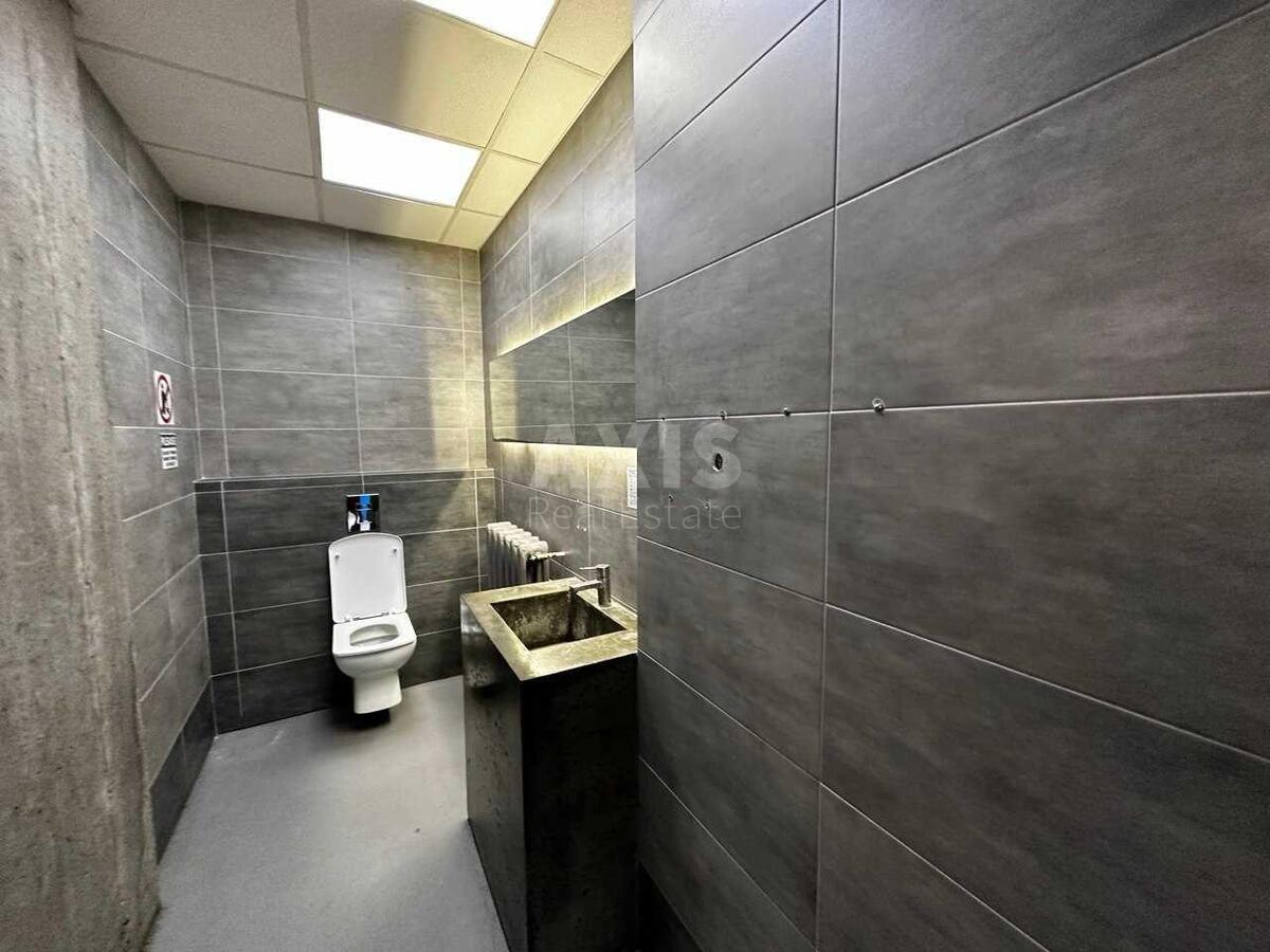 Office bul. Lesi Ukrai'nky 23Б, 400m25674211