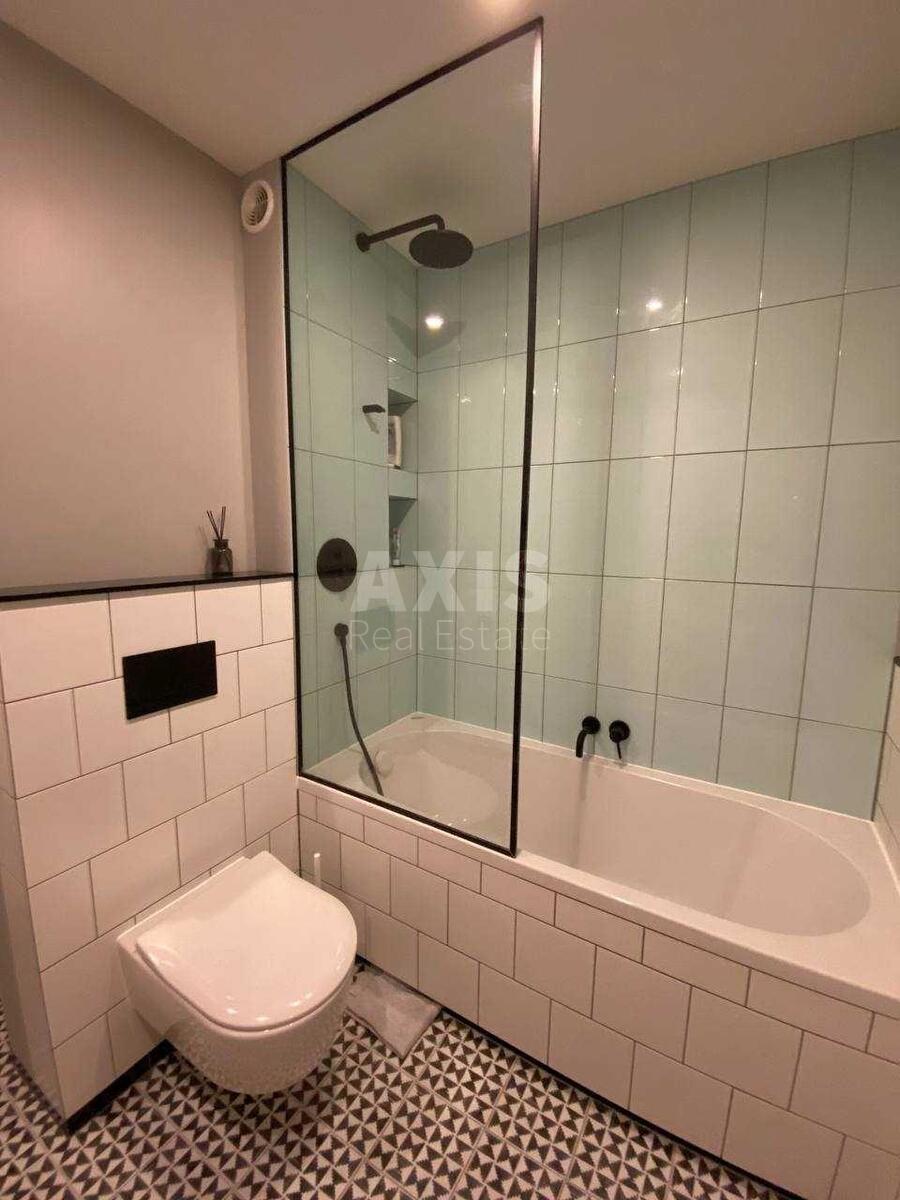 2k apartment vul. Krushel'nyc'koi' Solomii' 157