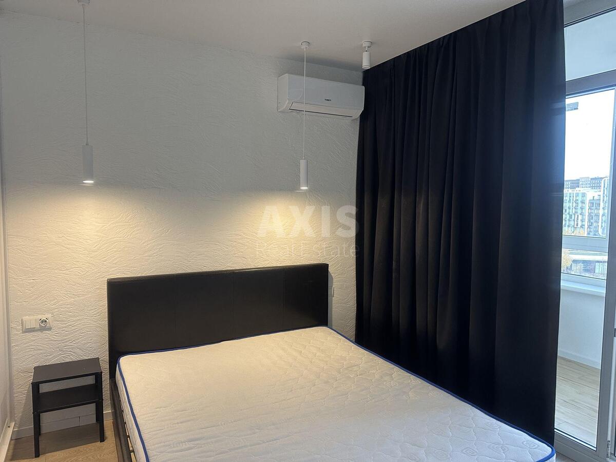 1k apartment bul. Ryl's'kogo Tadeja 5612222