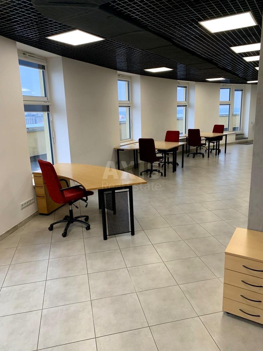 Office pr-t Volodimira Іvasyuka 12Є, 85m2611910