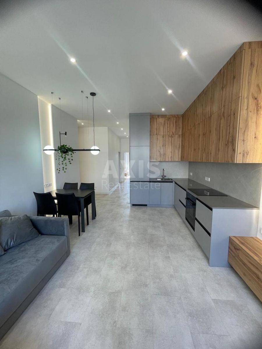 3k apartment vul. Hohlovyh Sim'i' 82