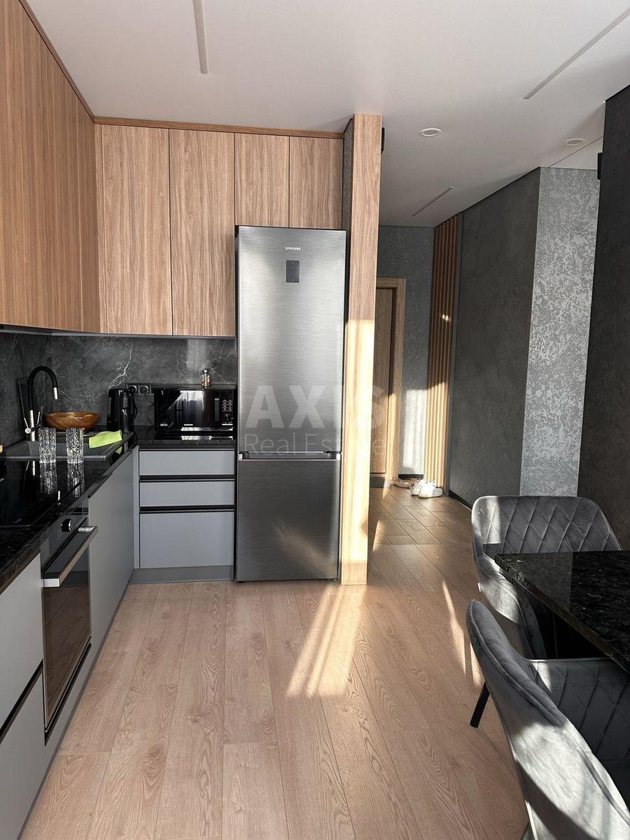 2k apartment vul. Saljutna 2Б0