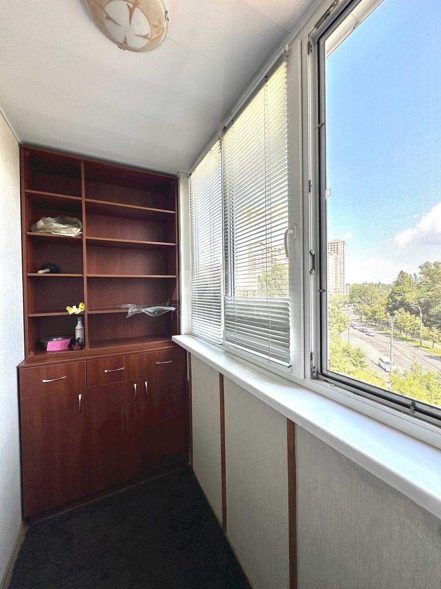 1k apartment vul. Kasijana Vasylja 2/15