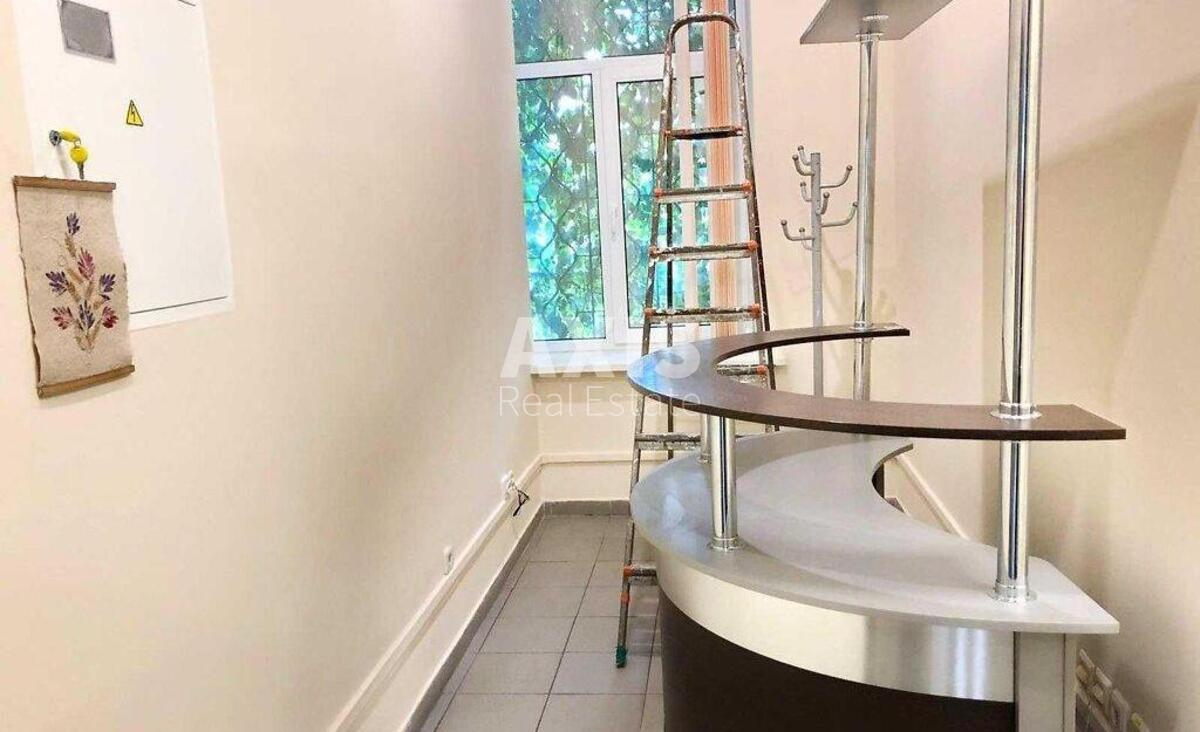 Office vul. Velyka Vasyl'kivs'ka 77, 210m2540451