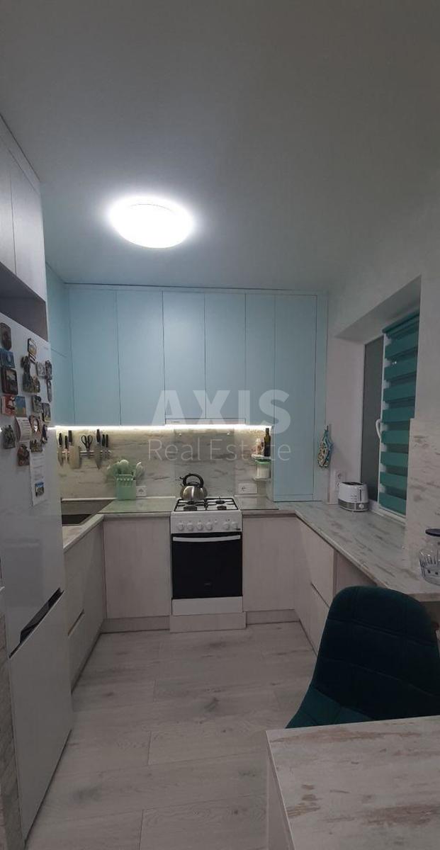 1k apartment pr-t Komarova Kosmonavta 13