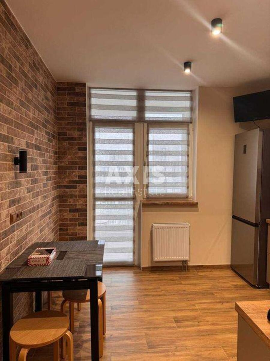 1к квартира ул. Ревуцкого 40Б0