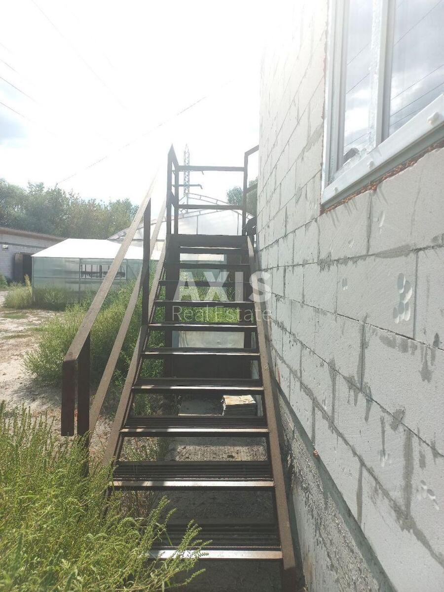 Service object vul. Viskozna 32Б, 276m2537280