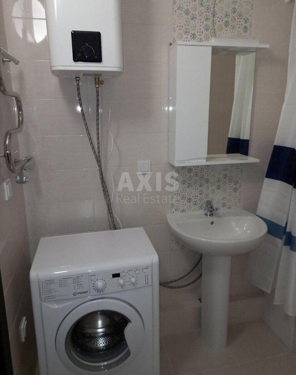 1k apartment pr-t Berestejskij 67Б624415