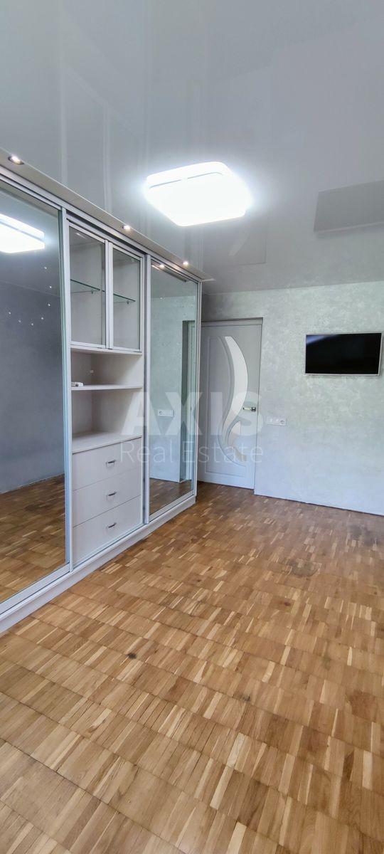 2к квартира пр-т Голосеевский 842