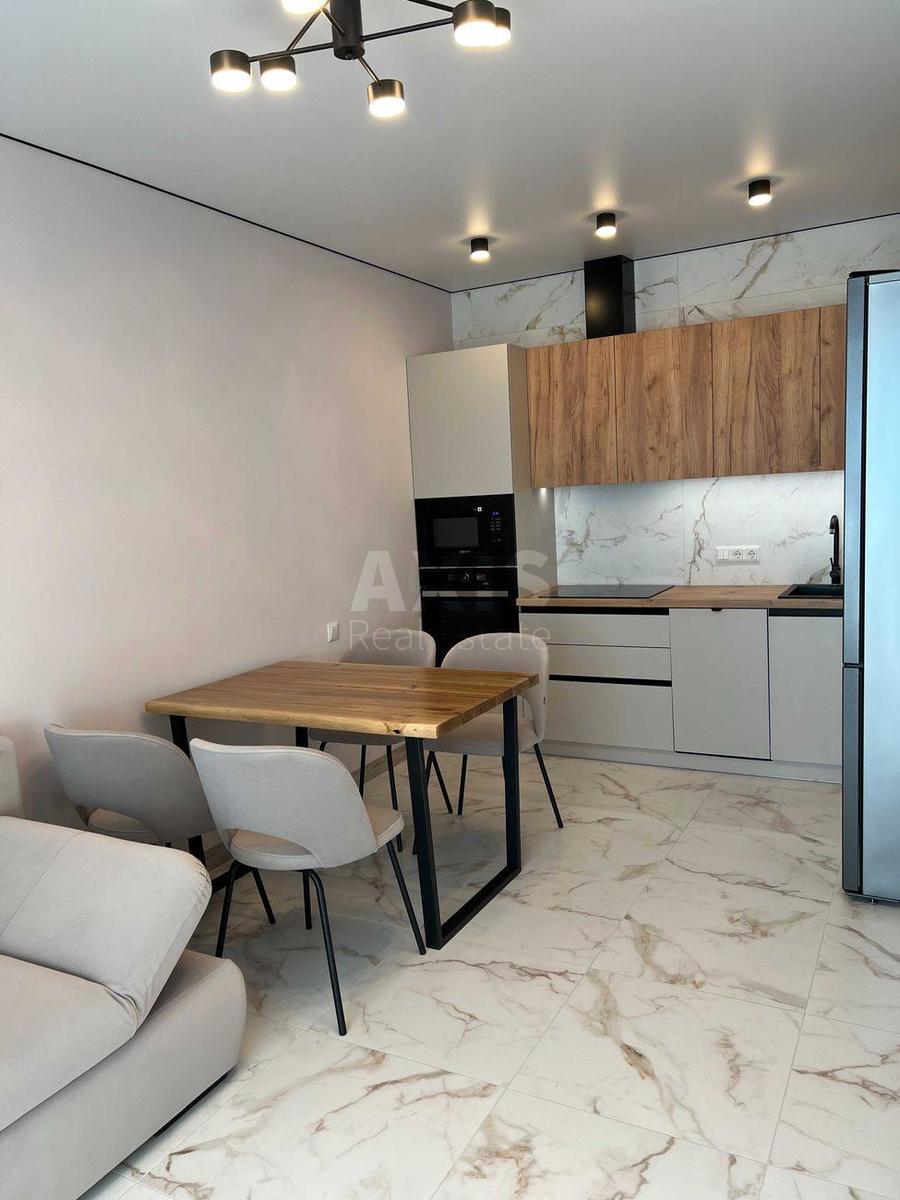 1k apartment vul. Antonova Aviakonstruktora 4
