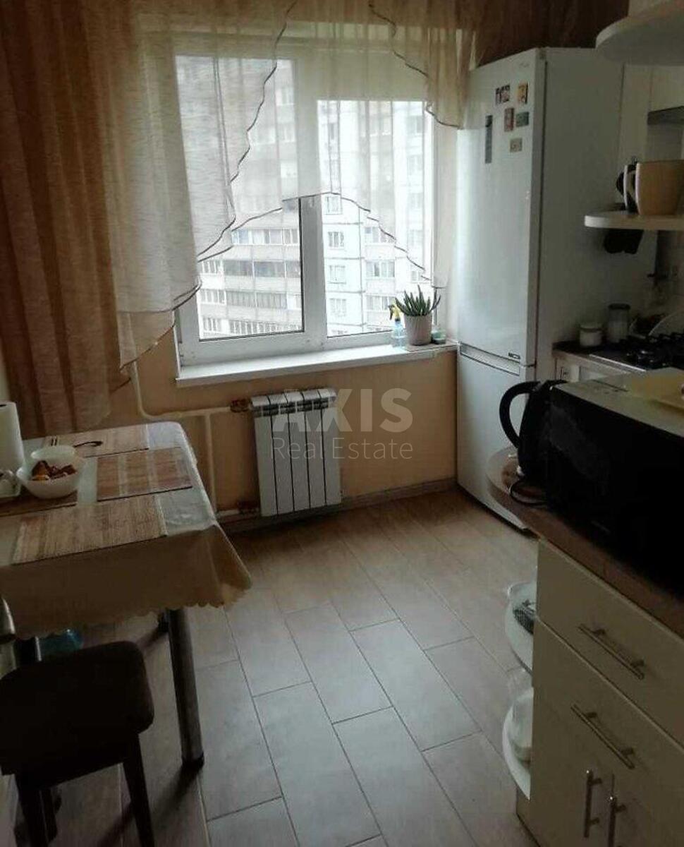 2k apartment vul. Horol's'ka 8/43