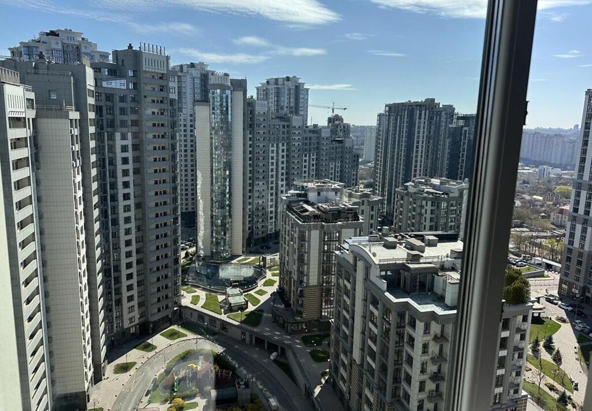 3k apartment vul. Dragomyrova Myhajla 14А7
