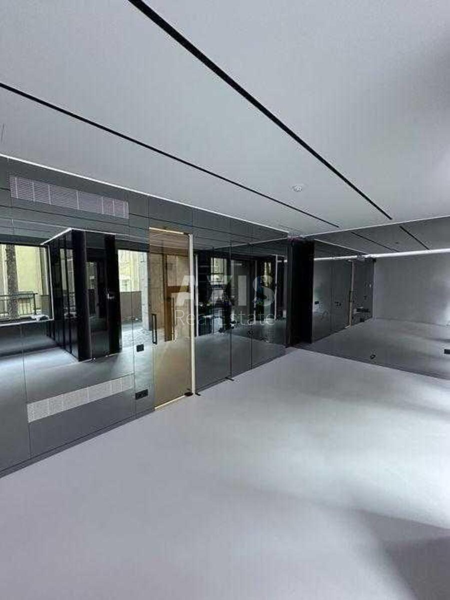 Об'єкт торгівлі вул. Андрія Верхогляда 28, 98м2