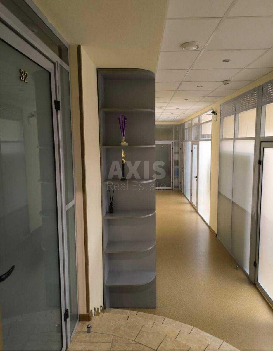 Trade object vul. Vitrjani Gory 3, 563m2635448