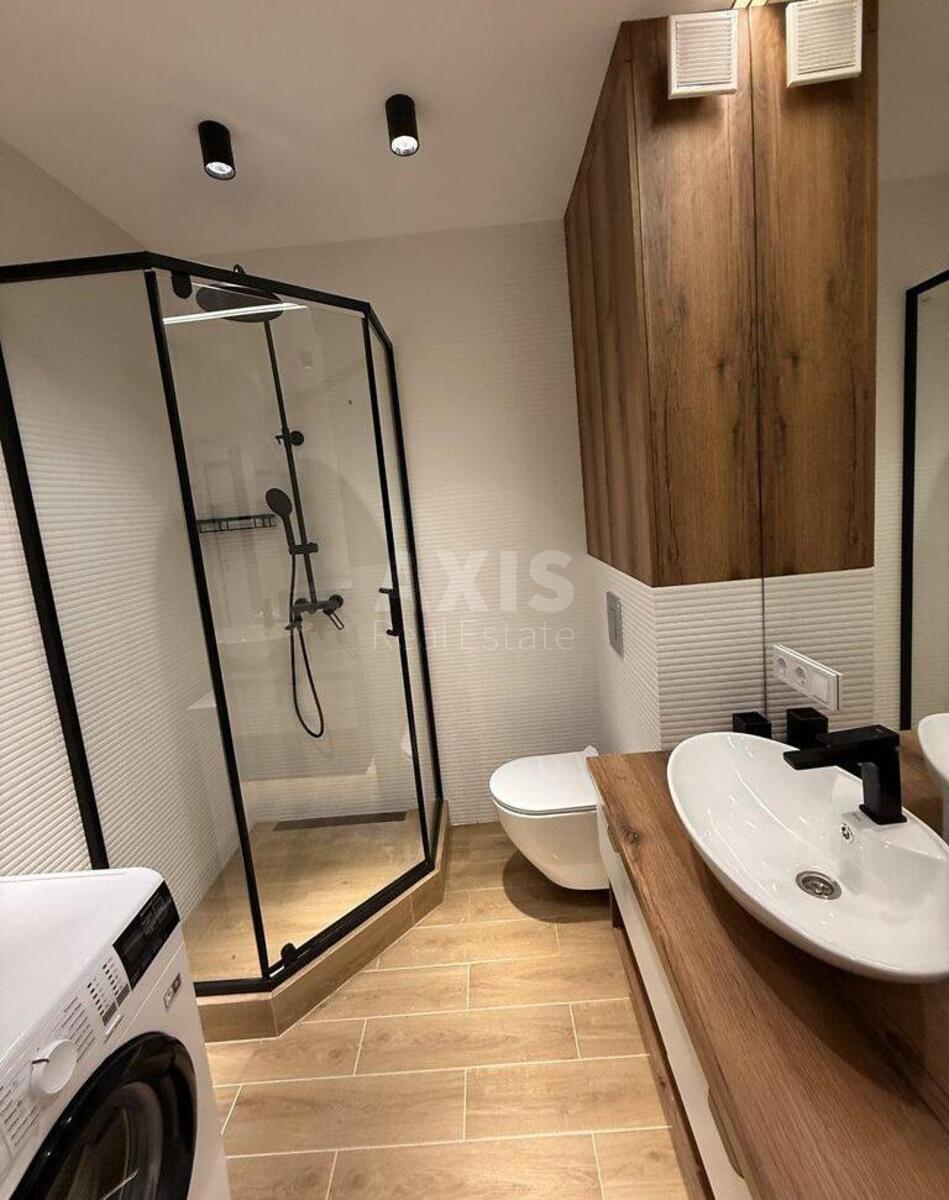 1k apartment vul. Naumova Generala 1Б6