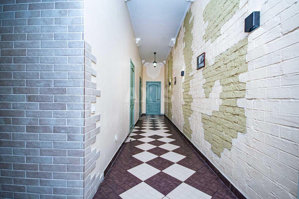 Trade object vul. Saksagans'kogo 147/5, 77m26269512