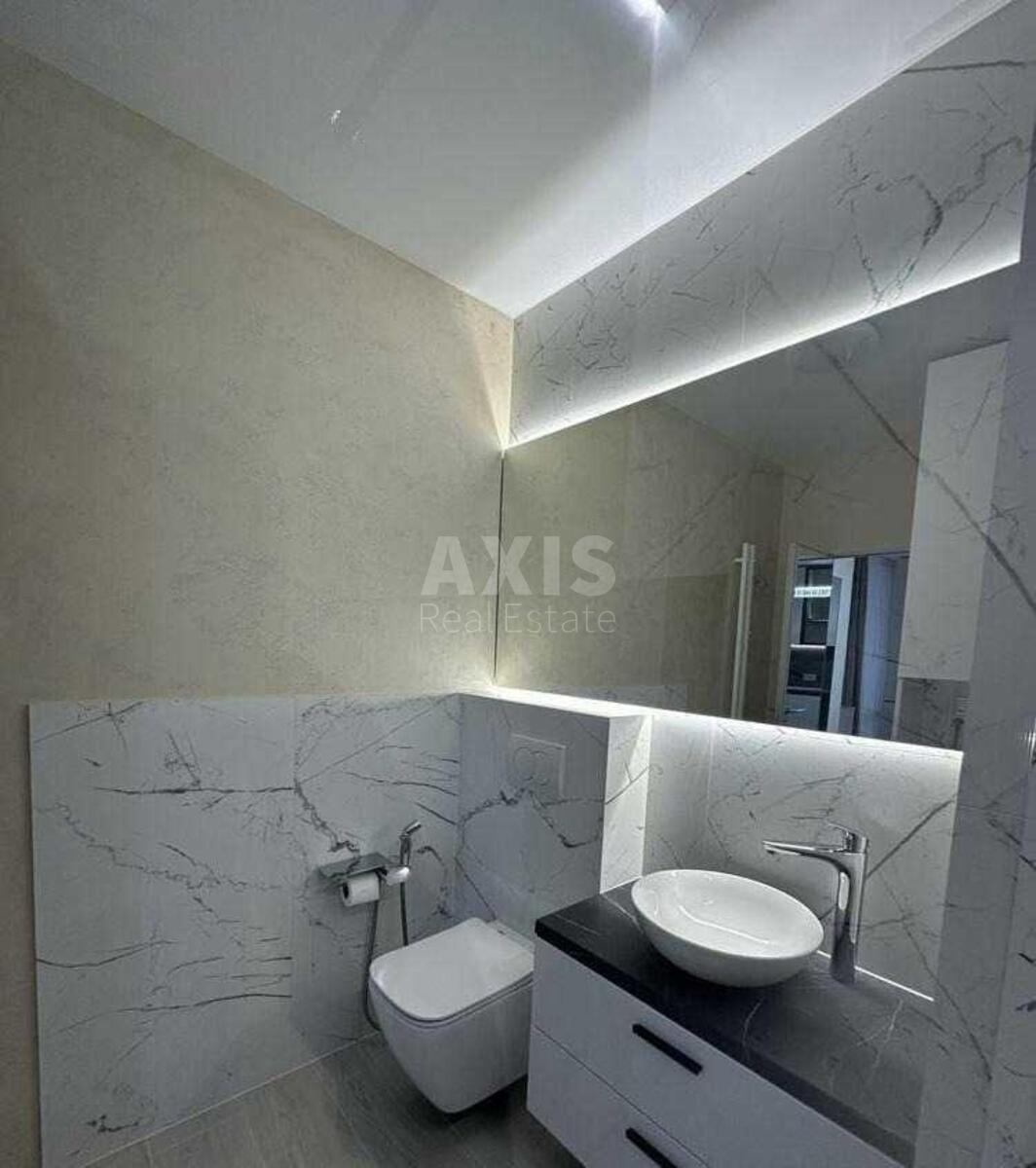 2k apartment nab. Dniprovs'ka 18627164