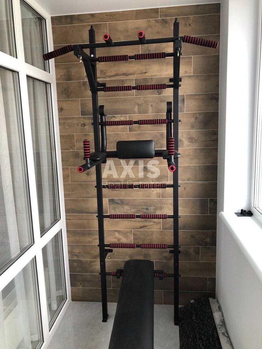 2k apartment vul. Sverstjuka Jevgena 411