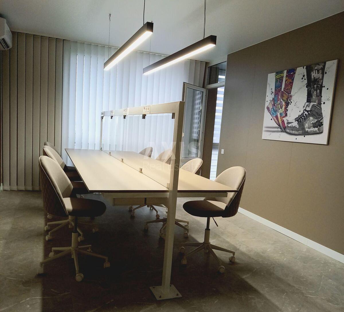 Office vul. Zarichna 1, 52m22