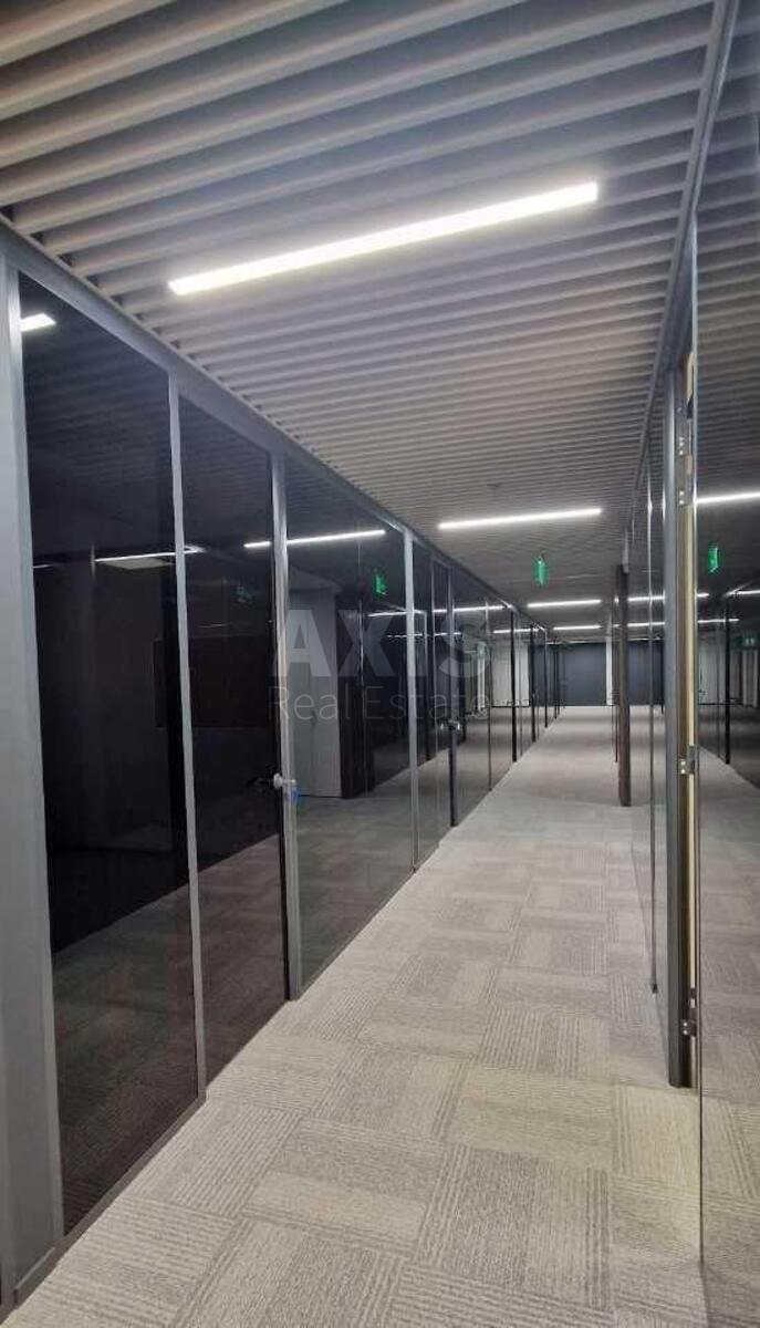 Office vul. Jaroslavs'ka 58, 604m20