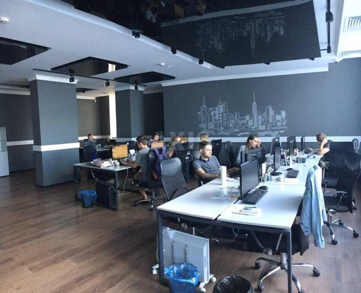 Office prov. Hrestovyj 2А, 2000m2588362