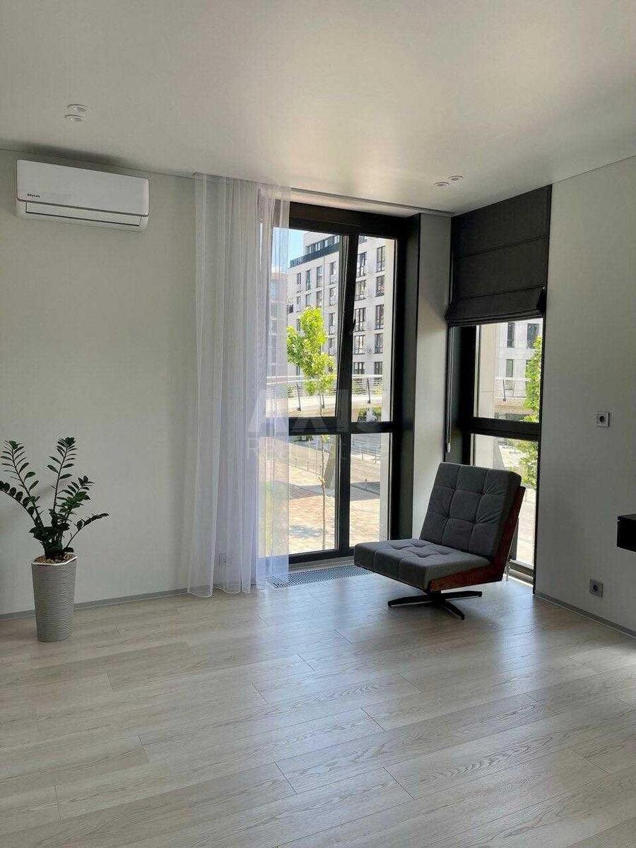 2k apartment vul. Saljutna 2Б589259