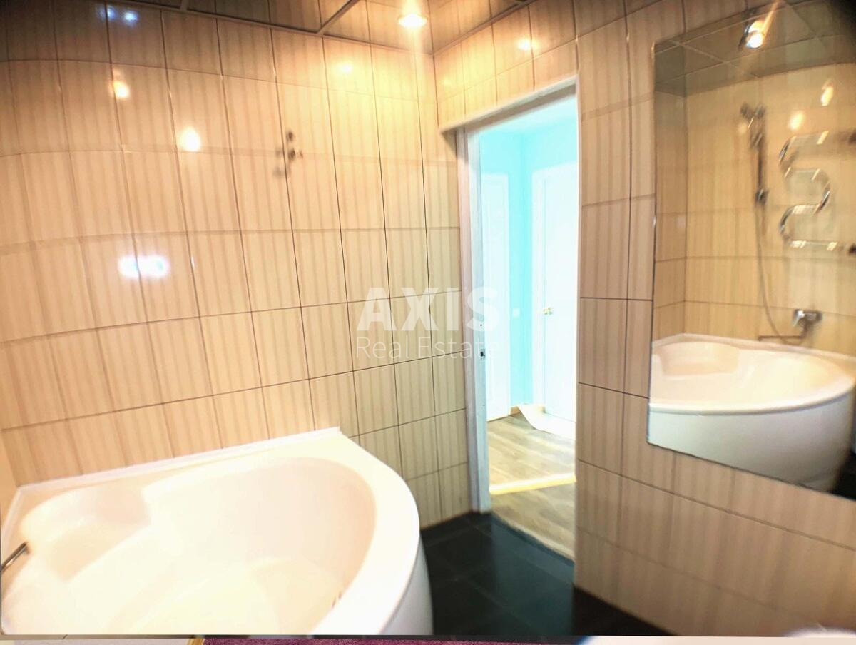 3k apartment nab. Rusanivs'ka 68