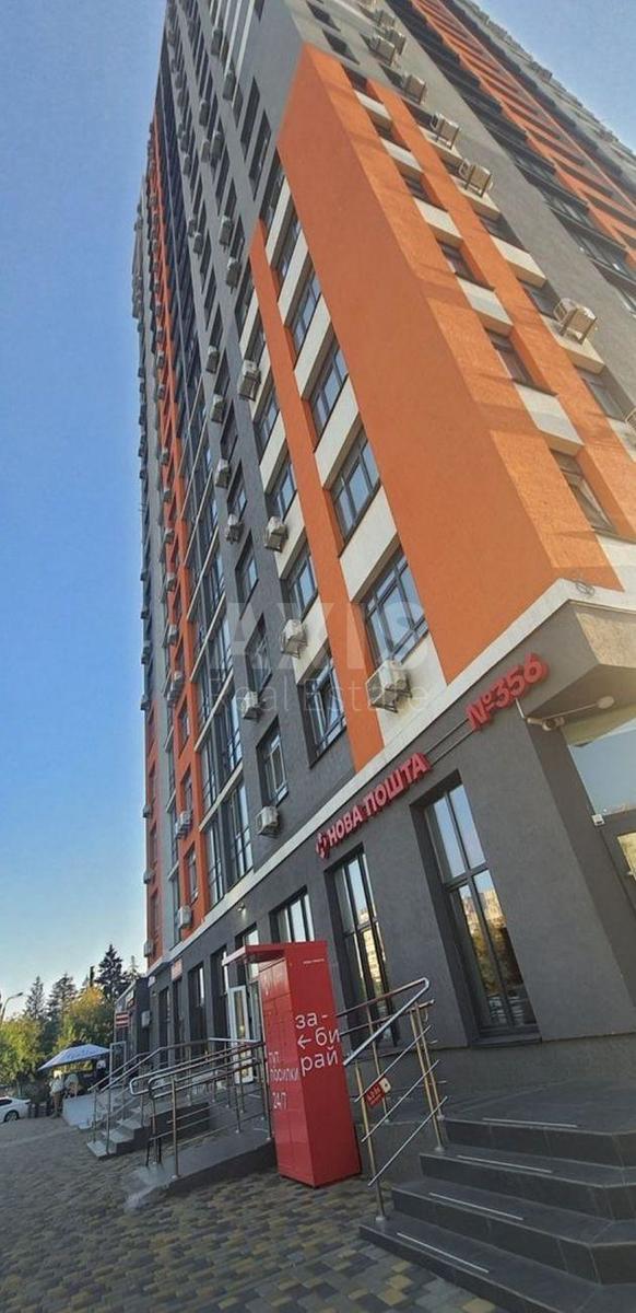 3k apartment vul. Gulaka Mykoly 4