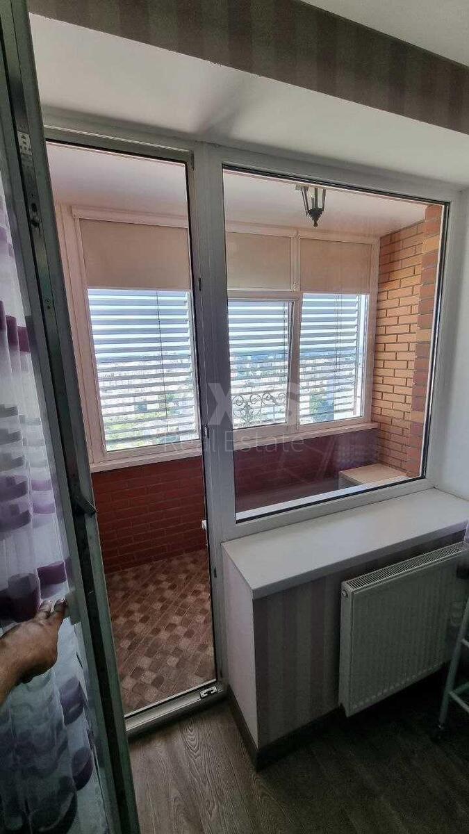 2к квартира ул. Ревуцкого 95