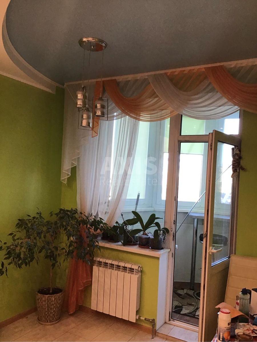 1k apartment prov. Feodosijs'kyj 142