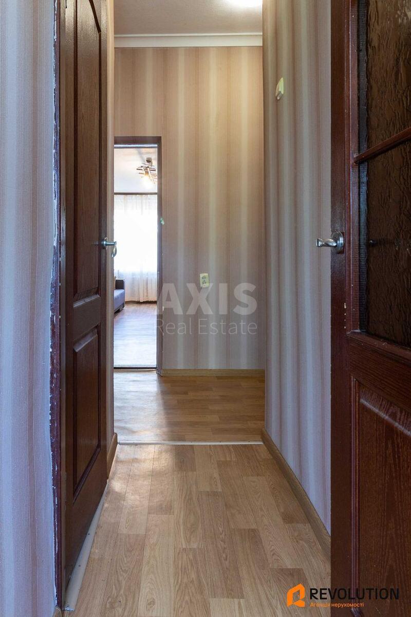 1k apartment vul. Muroms'ka 17/205