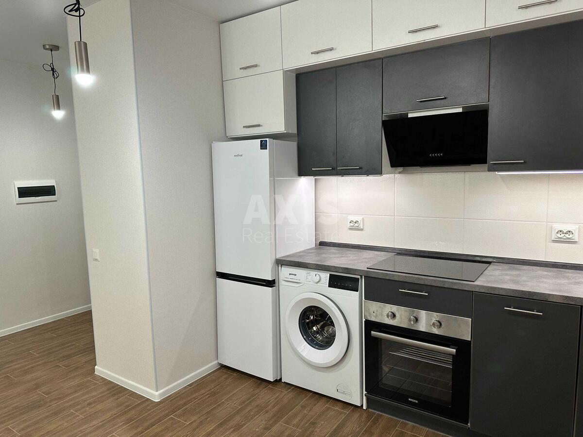 2k apartment vul. Chervonopil's'ka 2Г1