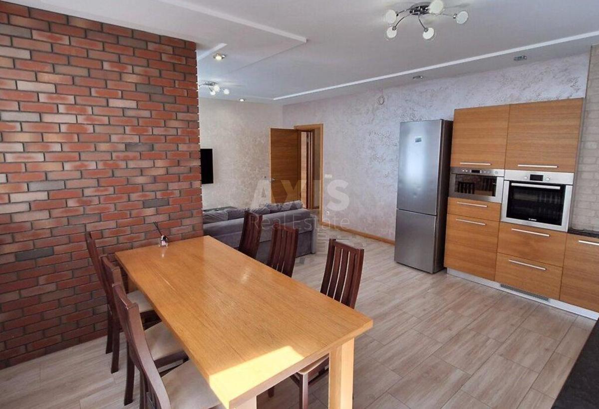 3к квартира ул. Драгоманова 2А1