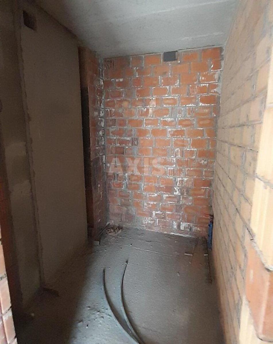 2k apartment vul. Kravchenka Mykoly 244