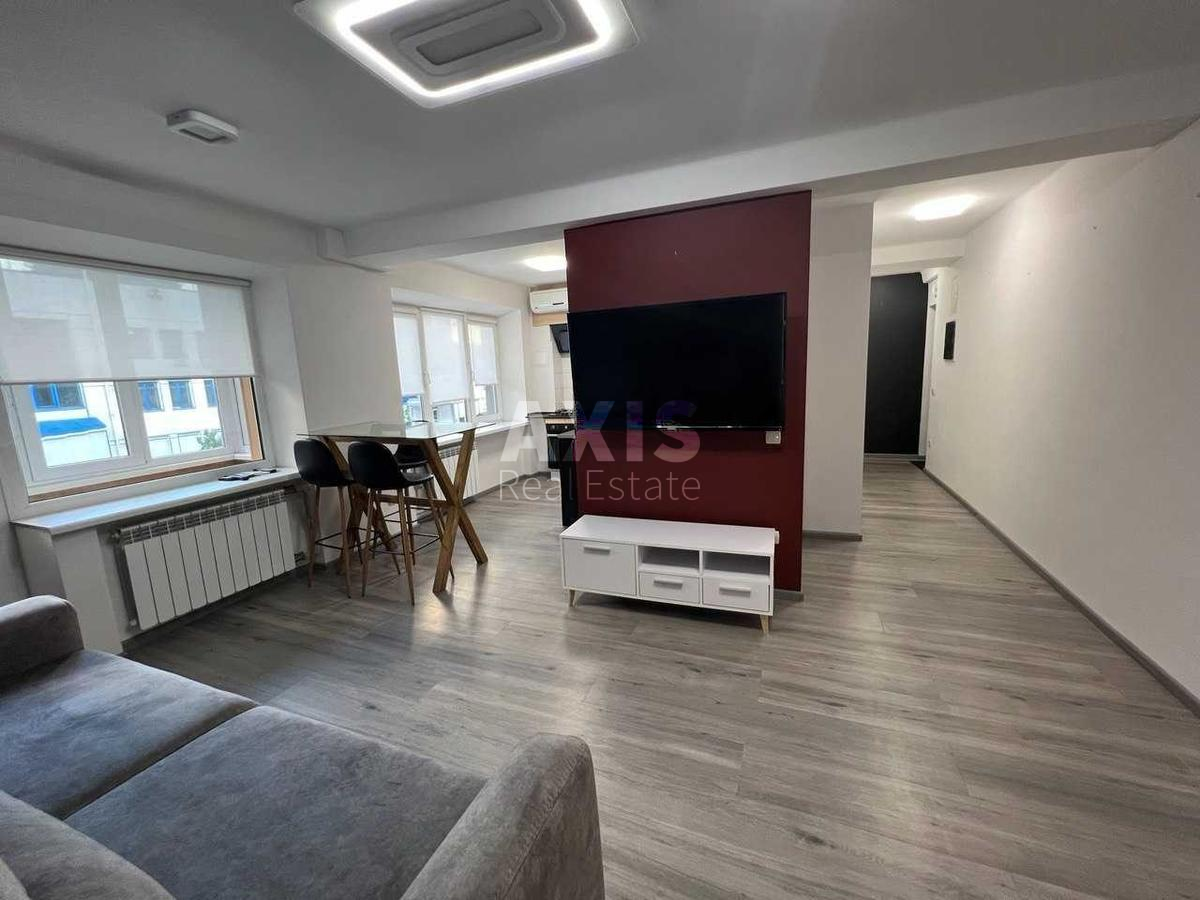 2k apartment uzv. Klovs'kyj 12416025