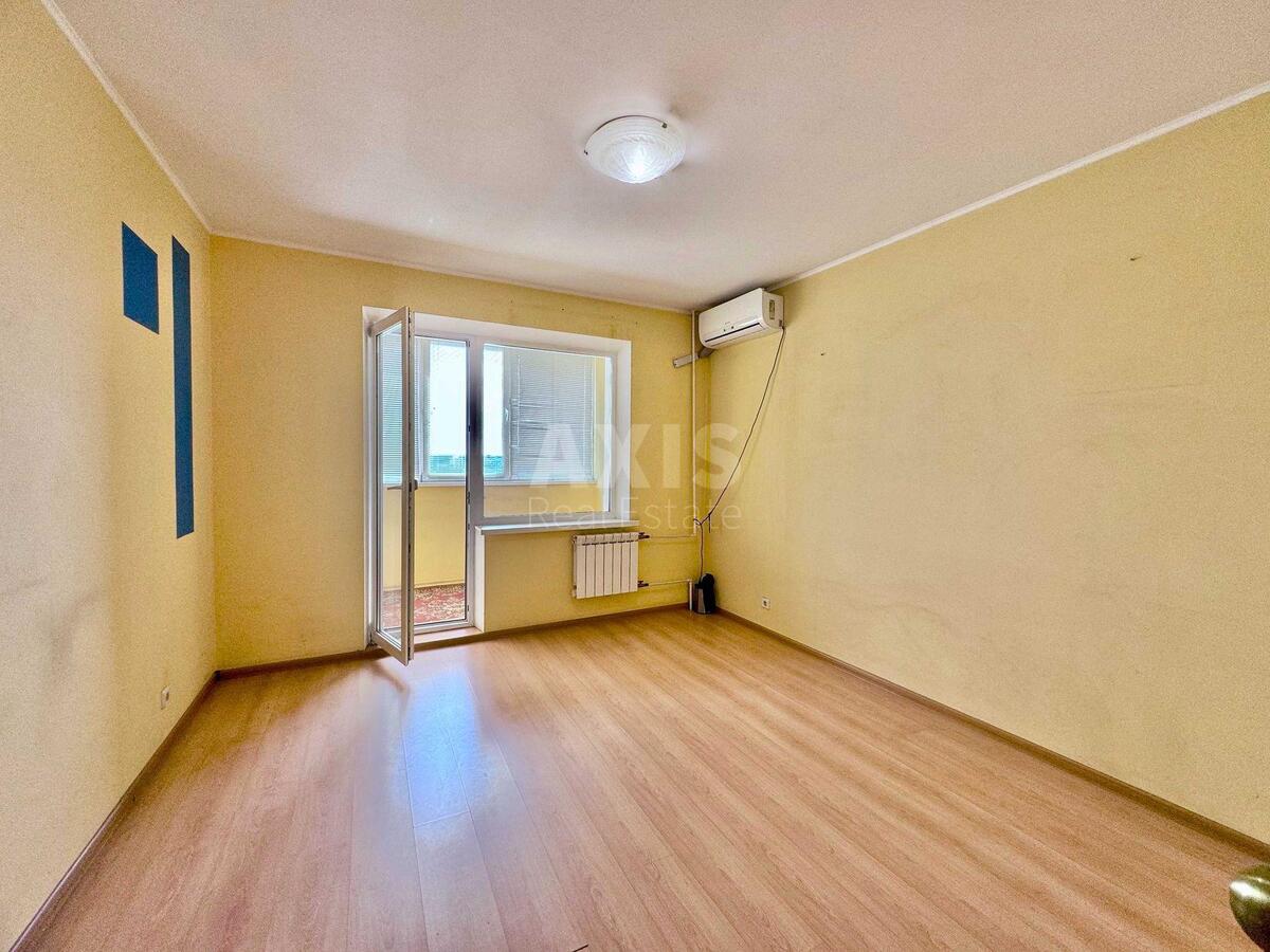 4k apartment vul. Zakrevs'kogo Mykoly 236
