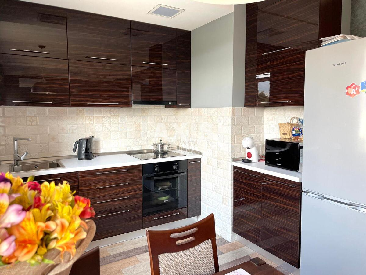 1k apartment vul. Jams'ka 5258087