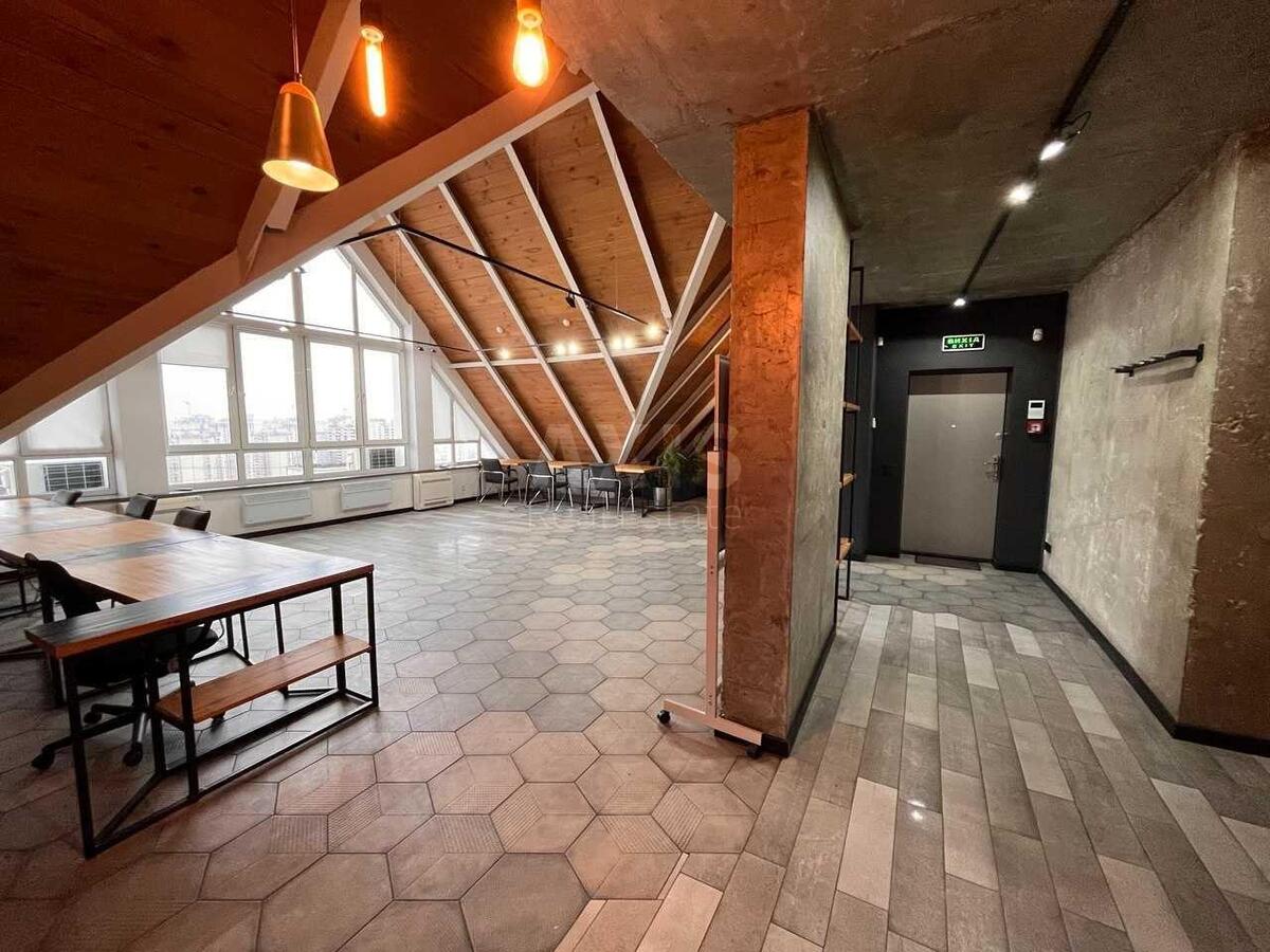 Office pr-t Grygorenka Petra 20А, 125m2574091