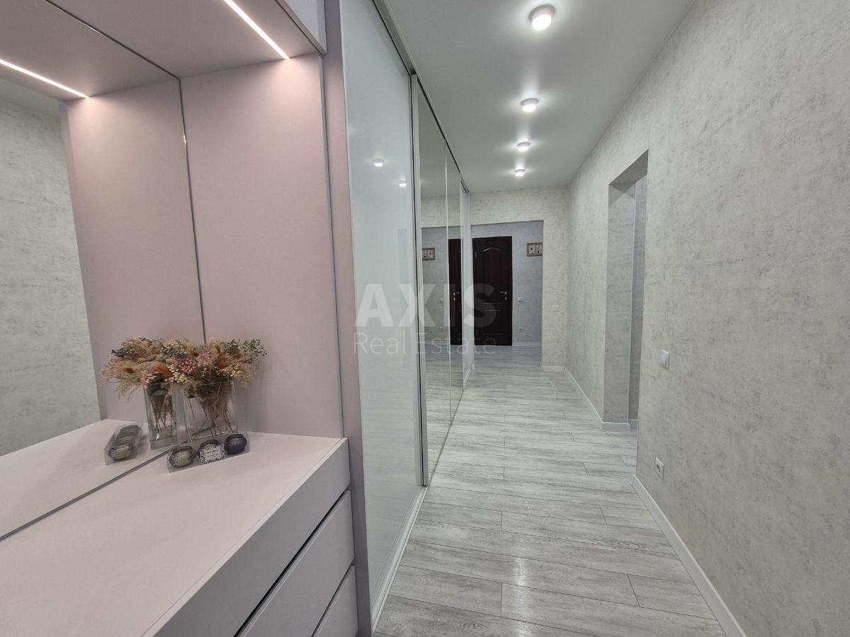 2k apartment vul. Chavdar Jelyzavety 213