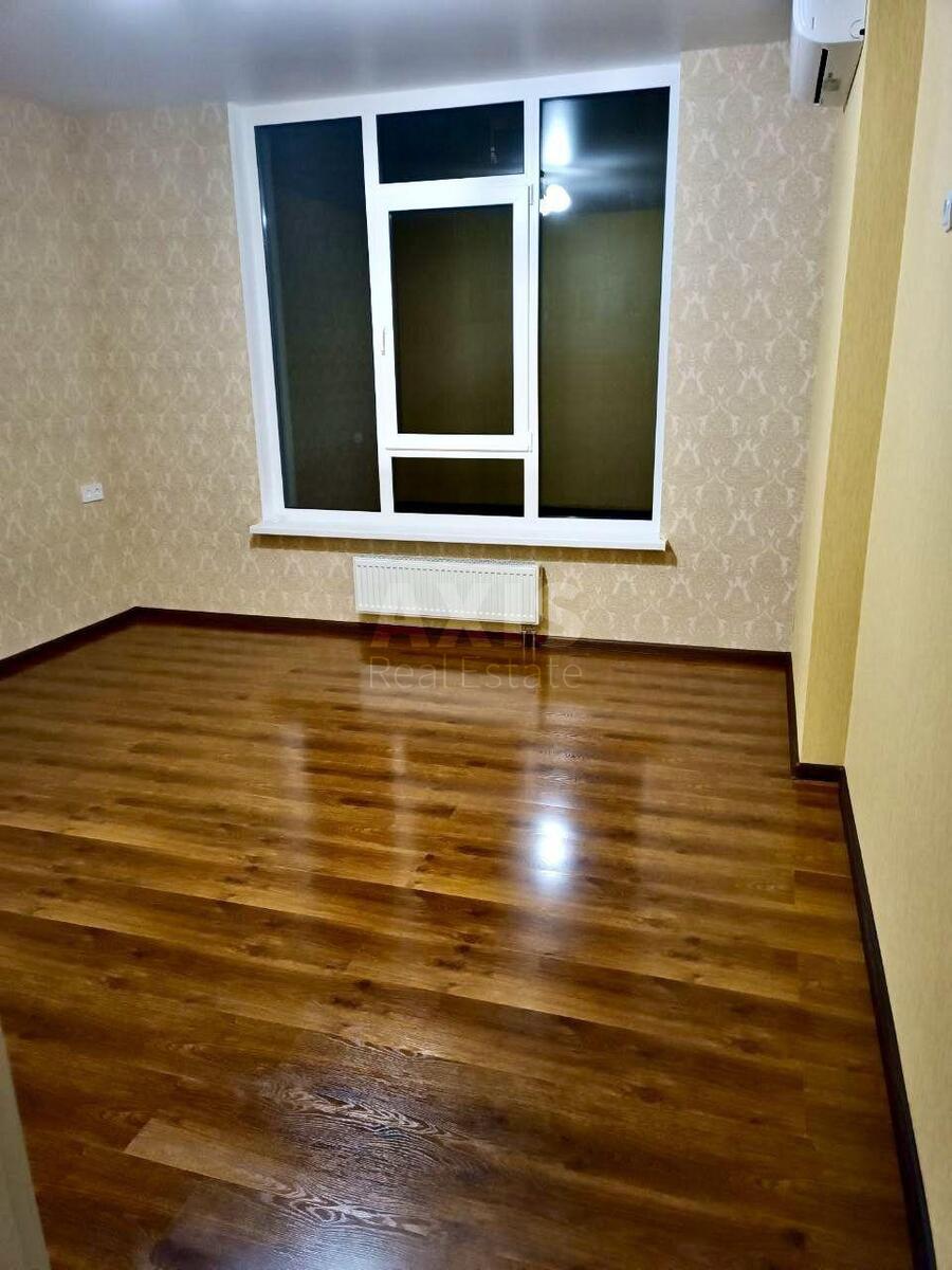 2k apartment pr-t Komarova Kosmonavta 9В592610